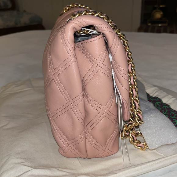 👛Tory Burch Fleming Soft Convertible Shoulder Bag: Pink Moon Leather/Chain👛 - Picture 9 of 17